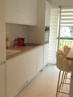 Roquebrune-Cap-Martin Apartamento | Spacieux 3 pièces rénové avec terrasse et vue mer entre Monaco et Menton