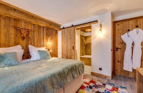 Val-d'Isere Apartamento | Spacieux 4 pièces avec cheminée, balcon et parking à Val-d'Isère - FR-1-567-67