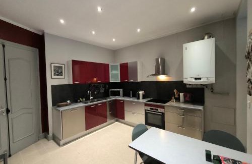 Centre Ville Apartamento | Spacieux-6 pers-bien équipé-quartier du château
