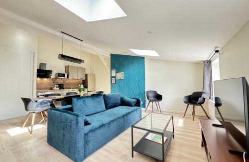 Riom Apartamento | Spacieux Appartement 8 Couchages en Centre de Riom N9