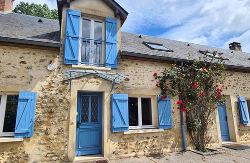 Les Essarts-le-Roi Cabaña | Spacieux Cottage Les Petites Molières - Au Coeur de la Vallée de Chevreuse