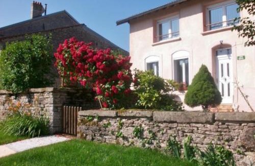 Repaix Casa | Spacieux gîte familial avec jardin et salle de jeux, proche de Center Parcs et des Vosges - FR-1-584-45