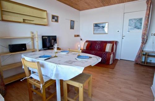 Chamrousse Apartamento | Spacieux studio 2 places proche pistes à Chamrousse avec balcon - FR-1-340-18