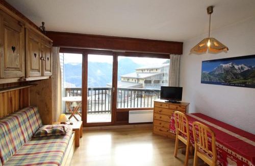 Auris Apartamento | Spacieux studio cabine 6 pers, skis aux pieds à Auris - FR-1-297-274
