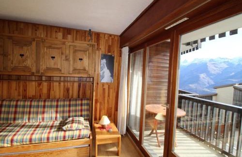 Auris Apartamento | Spacieux studio cabine 6 pers, skis aux pieds à Auris - FR-1-297-274