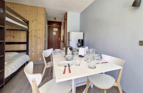 Meribel-Mottaret Apartamento | Spacieux studio rénové · Ski aux pieds · Balcon exposé sud - FR-1-688-43