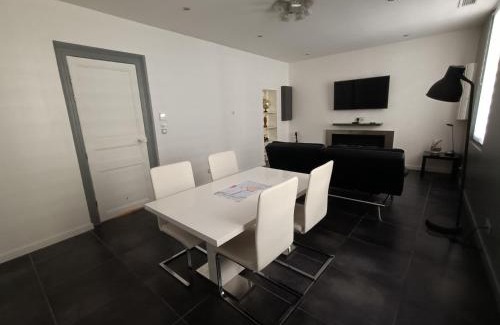 Comedie Apartamento | Spacieux T3 place Comédie gare Saint Roch