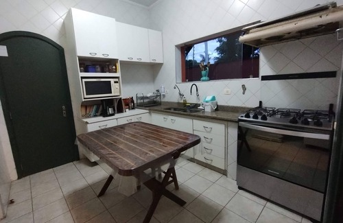 Jardim Mar e Ceu Casa | Spacious 5-bedroom house in charming Jardim Virginia Guarujá with WiFi, AC