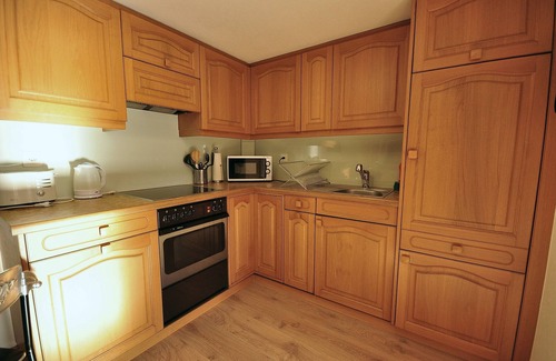 Goldswil Apartamento | Amplio apartamento, la luz con unas vistas impresionantes. Capacidad para 4 personas. Escape perfecto.
