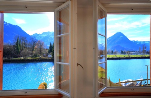 Goldswil Apartamento | Amplio apartamento, la luz con unas vistas impresionantes. Capacidad para 4 personas. Escape perfecto.