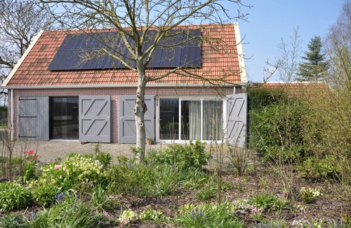 Nieuw- en Sint Joosland Apartamento | Spacious apartment with luxurious furnishings!