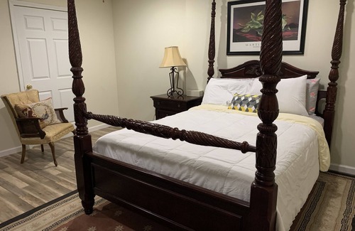 Lithonia Casa | Spacious 1,900sf 2bedroom 6bed apartment,family gathering nurses singles couples