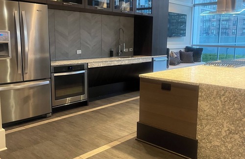 The Loop Apartamento | Spacious 1 bd sleeps 4 quiet and near Michigan Ave