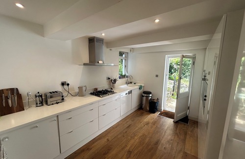 Crouch End Apartamento | Spacious 1-Bed Flat with Garden near Finsbury Park
