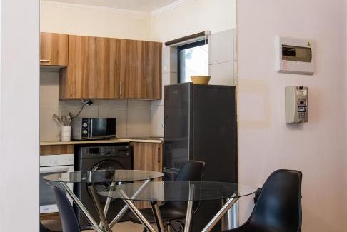 Greater Johannesburg Metropolitan Area Apartamento | Spacious 1 Bed in a secure golf estate.WIFI