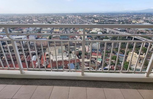 A. Bonifacio Apartamento | Spacious 1 Bedroom Condo in QC with Best Skyline View