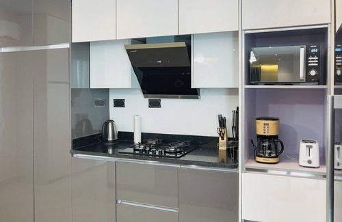 Santeo Casa | Spacious 1-bedroom home with WiFi, AC, Games, Patio & More