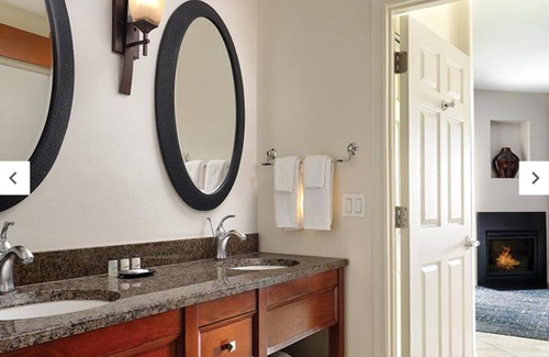 North Scottsdale Complejo | Spacious 1-bedroom resort with AC, Wi-Fi, Pool in charming Scottsdale, Sleeps 4