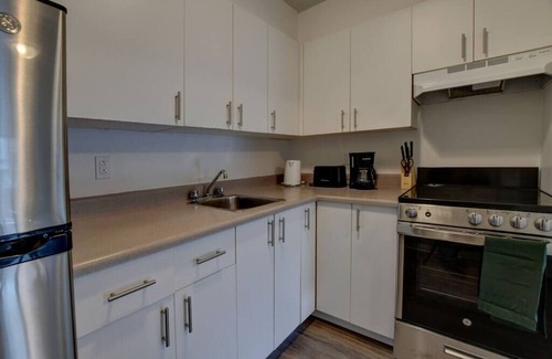Laval Apartamento | Spacious 1 bedroom, with balcony, Laval, all incl