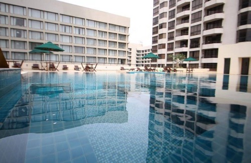 Kollupitiya Apartamento | 1-BR Apt. el 9 de Fl. del premier complejo Crescat en el corazón de Colombo, SL.