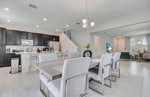 West Haven Casa | Spacious 12- Guest 4-bedroom Comfy Home Near Disney