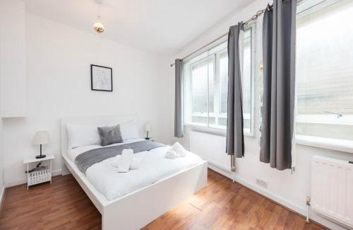 Riverside Apartamento | Spacious 1BR Steps from London Bridge & The Shard