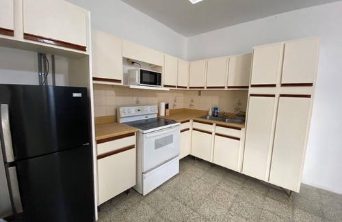 Sabana Abajo Apartamento | Spacious 1BR Studio Getaway Near to Beach and Airport