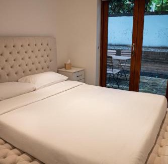 St. Helen's Apartamento | Spacious 2-BDR Flat! 1 minute to tube station