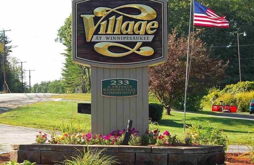 Weirs Beach Apartamento | Spacious 2 Bdrm Condo Walking distance to Weirs Beach!!