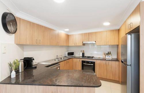 South Brisbane Apartamento | Spacious 2 Bed/2 Bath Garden Apartment Aircon