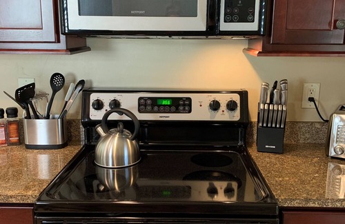 Lower Greenville Casa | Spacious 2 bed/2bath Beautifully Updated in Lower Greenville/Lakewood