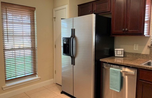 Lower Greenville Casa | Spacious 2 bed/2bath Beautifully Updated in Lower Greenville/Lakewood