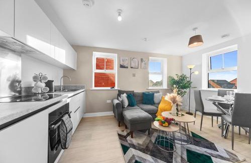 Killingbeck Casa | Spacious 2-Bed House, Free Parking, Fast Wi-Fi, Netflix, Contractors Welcome