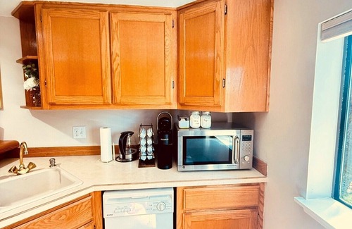 Kirkland Apartamento | Spacious 2-Bed PNW Hideaway