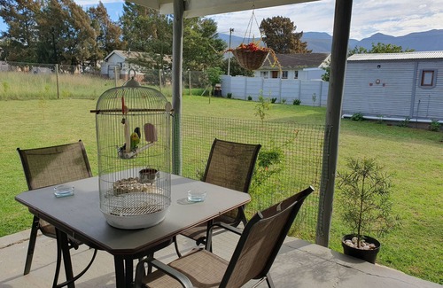 Riviersonderend Apartamento | Fantastic 2-bedroom apartment in Riviersonderend