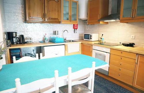 Seixal Apartamento | Spacious 2 Bedroom Apartment near Lisbon