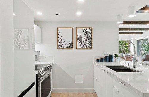 Waikiki Condominio | Spacious 2 Bedroom 2 Bathroom City View Condo at the Ilikai Hotel