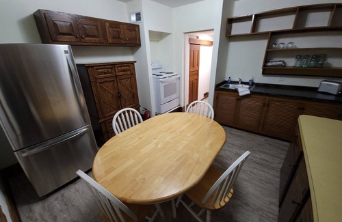 Corry Casa | Spacious 2 bedroom, 2 bath home, sleeps 10 guests