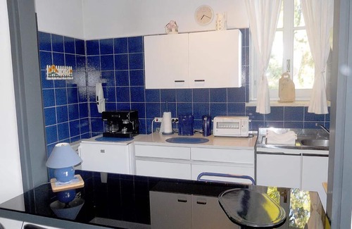Gonte Apartamento | Amplio apartamento de 2 dormitorios con dos balcones, piscina y acceso al lago