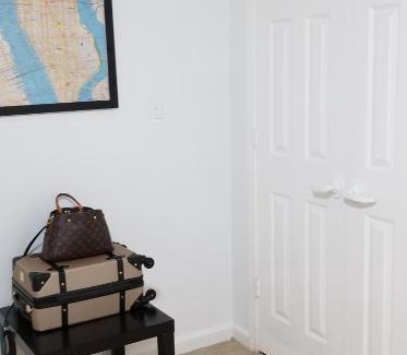 Downtown Baltimore Apartamento | Spacious 2 bedroom apartment with free parking