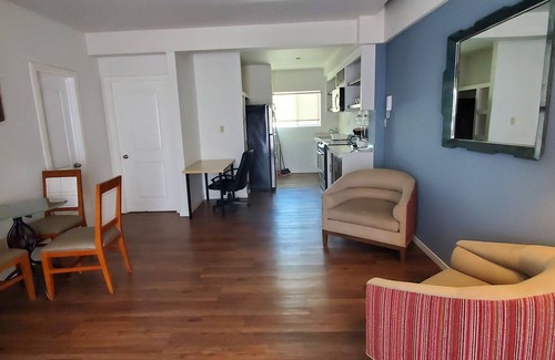 Playas de Tijuana Apartamento | Spacious 2 bedroom apartment by the bullring