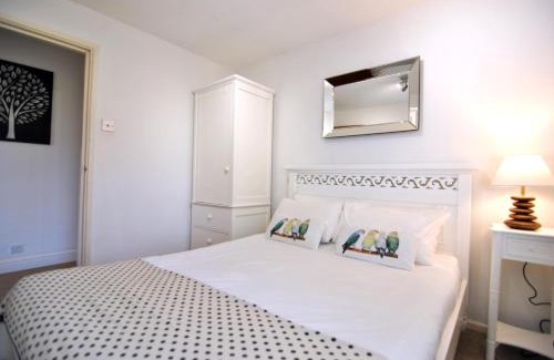 Windsor Apartamento | Spacious 2-Bedroom Apartments in Windsor CH