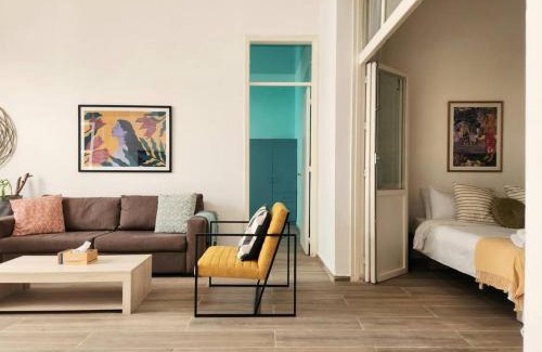 Beirut Apartamento | Spacious 2 Bedroom Apt In Mar Mikhael