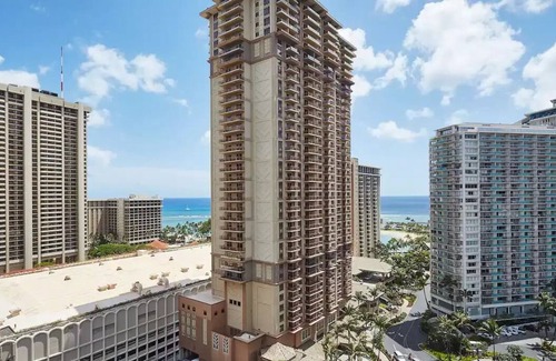 Waikiki Villa | Spacious 2 bedroom at the gorgeous Hilton Grand Waikikian