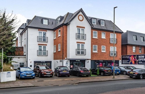 Edgware Apartamento | Spacious 2-bedroom Flat, Edgware, London
