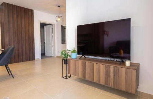 St. Paul's Bay Apartamento | Spacious 2 Bedroom Apartment