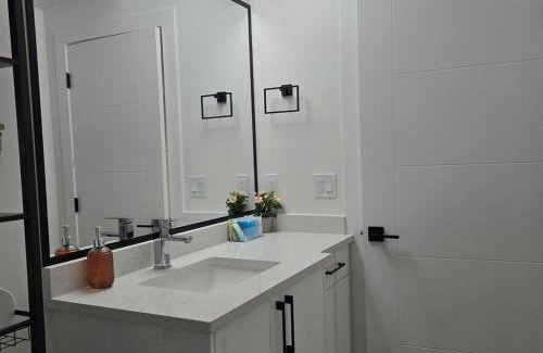 Northeast Edmonton Apartamento | Spacious 2 Bedroom Suite in Edmonton