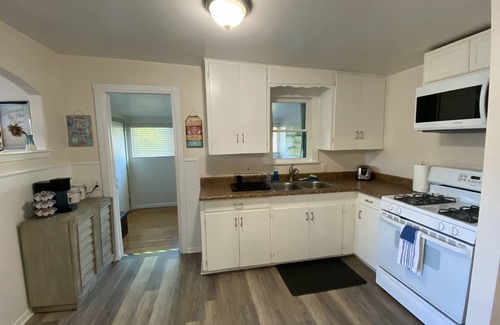 Grover Beach Casa | Spacious 2 Bedroom Grover Beach Guest House