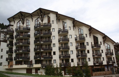 La Perriere Apartamento | Amplio apartamento de 2 dormitorios con excelentes vistas y ubicación en La Tania
