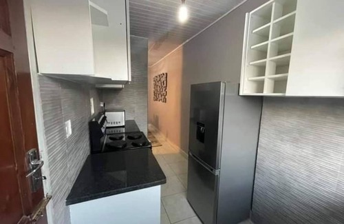 Lusaka Apartamento | Spacious 2 Bedroomed Semi-detached Fully Furnished Apartment Num01